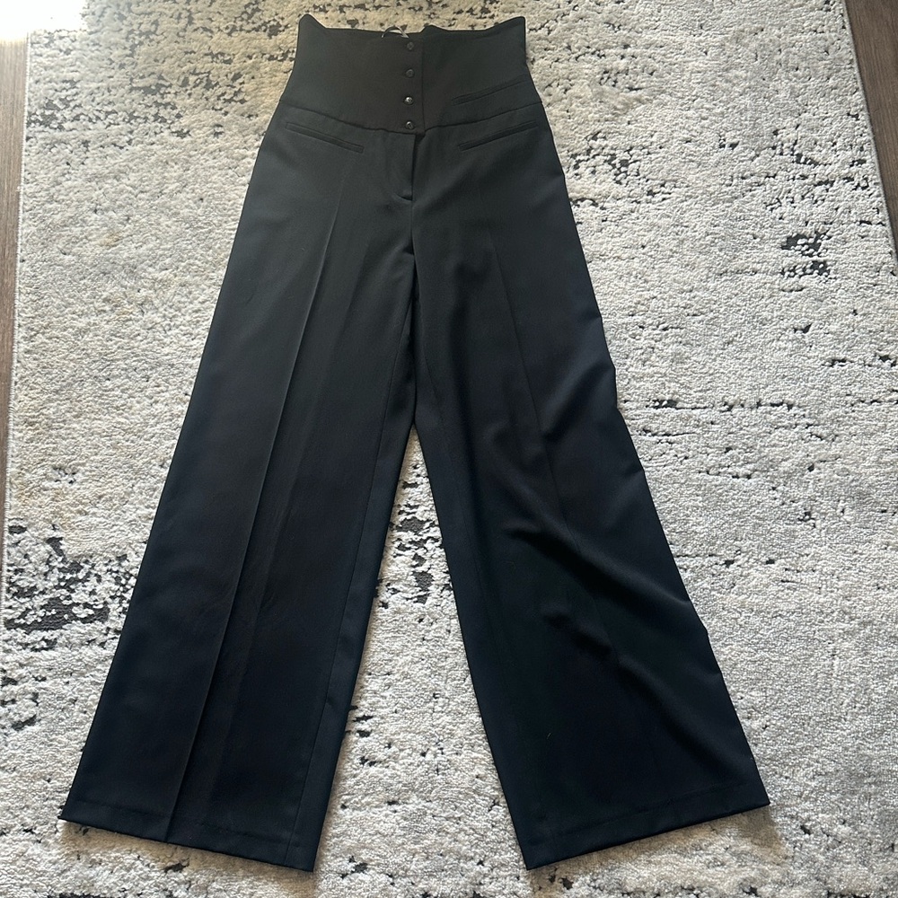 Elegant Black Wide-Leg High-Waisted Pants